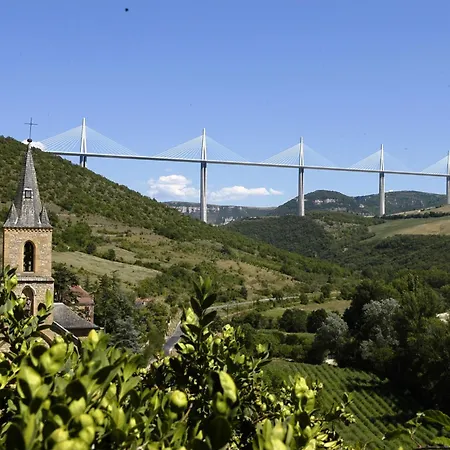 Au Pavillon Du Frene Lacaune