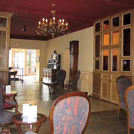 Otel Au Pavillon Du Frene