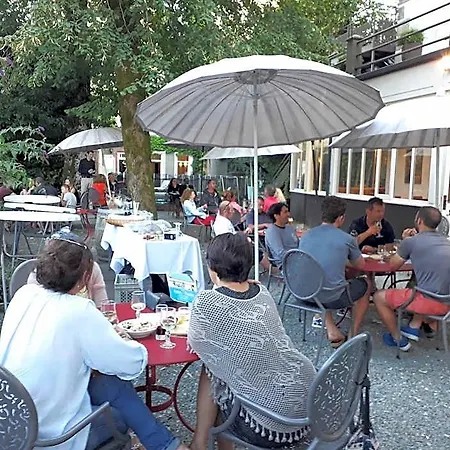 Au Pavillon Du Frene 3*