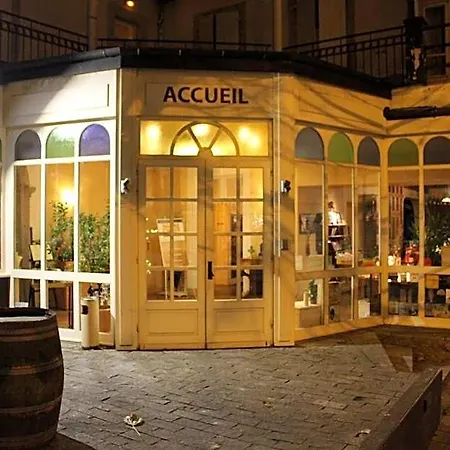 Au Pavillon Du Frene 3* Lacaune