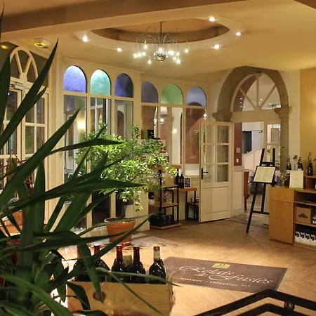 Au Pavillon Du Frene Lacaune