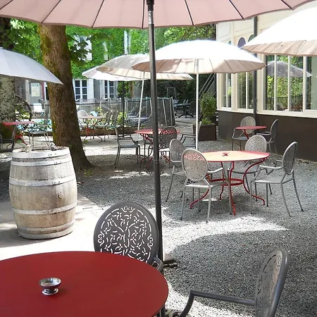Otel Au Pavillon Du Frene