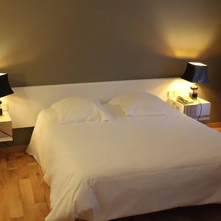 Au Pavillon Du Frene 3*