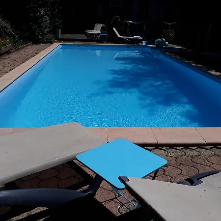 Au Pavillon Du Frene Szálloda Lacaune